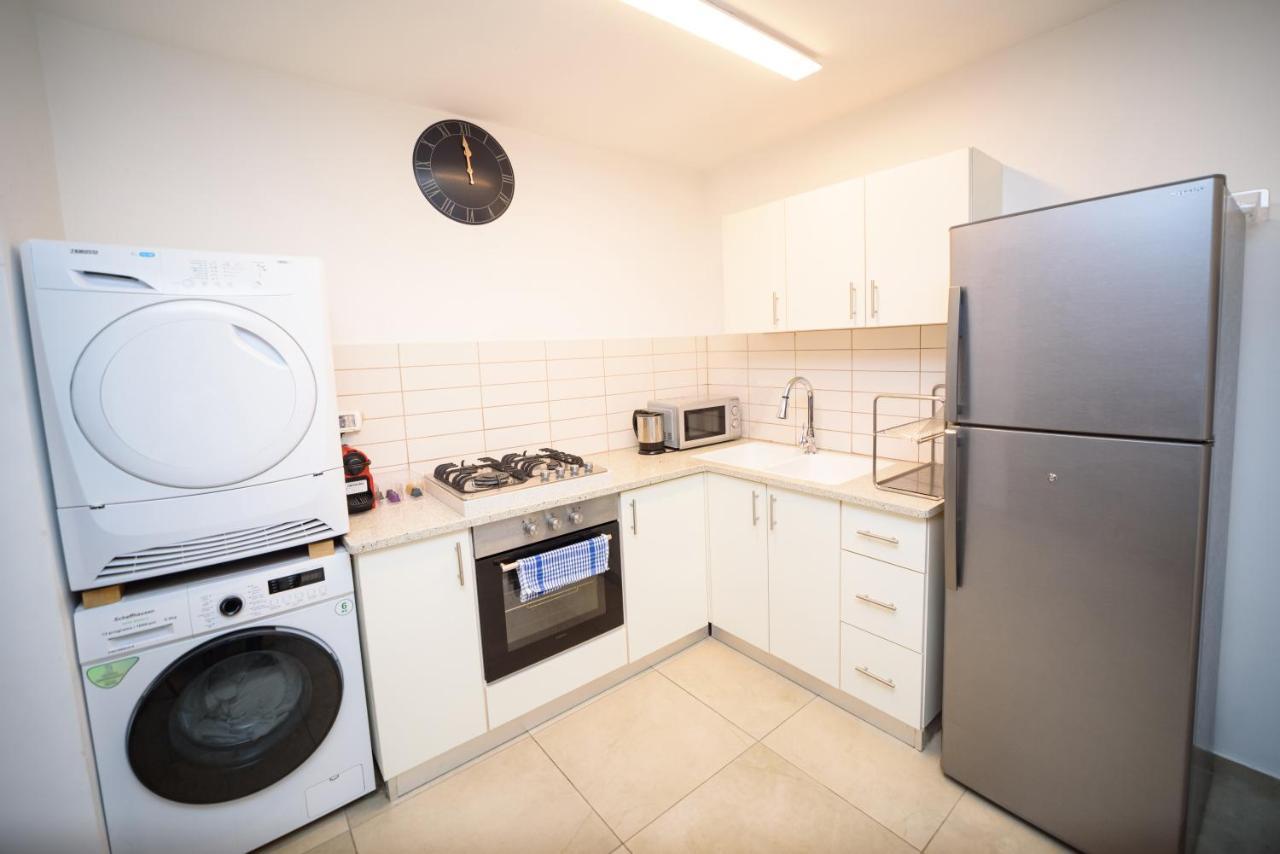 Yalarent Migdalor Boutique Apartments With Sea Views 티베리아 외부 사진