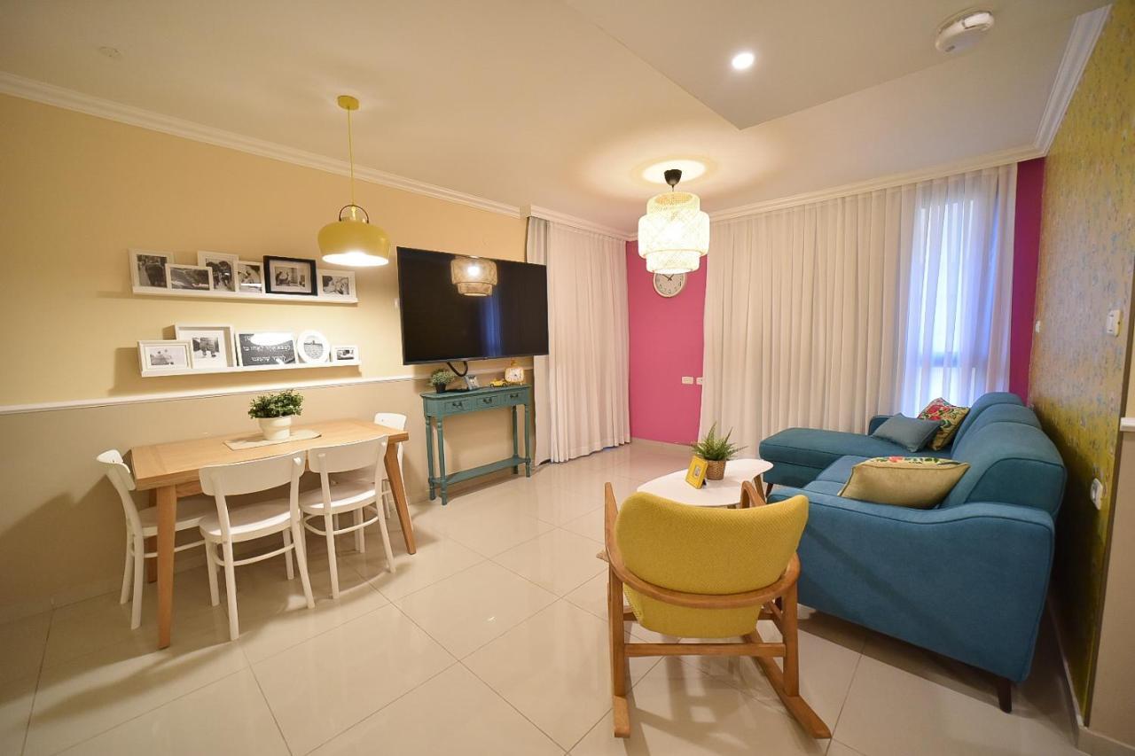 Yalarent Migdalor Boutique Apartments With Sea Views 티베리아 외부 사진
