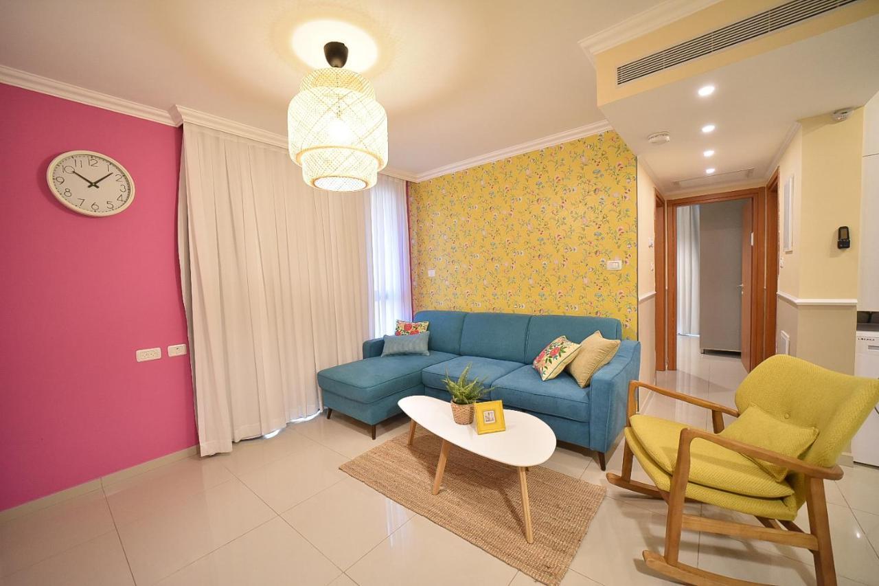 Yalarent Migdalor Boutique Apartments With Sea Views 티베리아 외부 사진