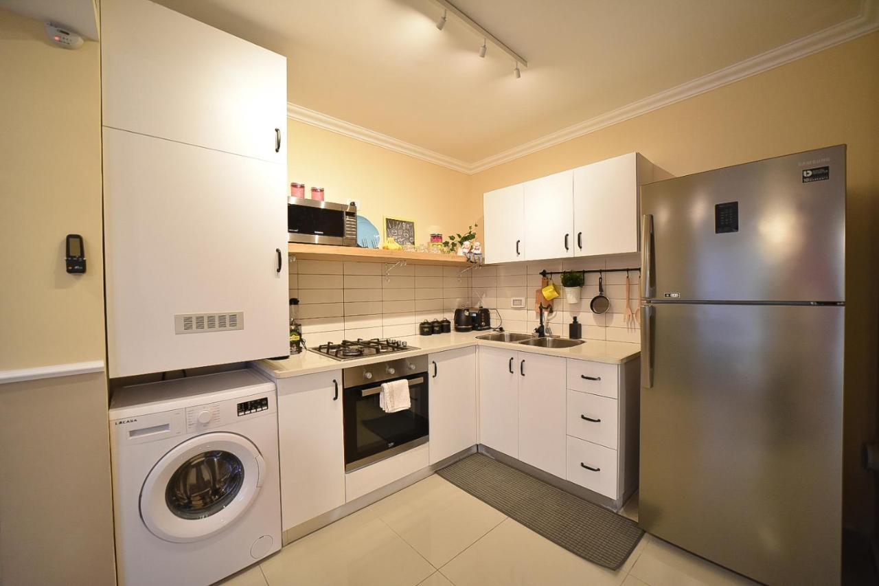 Yalarent Migdalor Boutique Apartments With Sea Views 티베리아 외부 사진