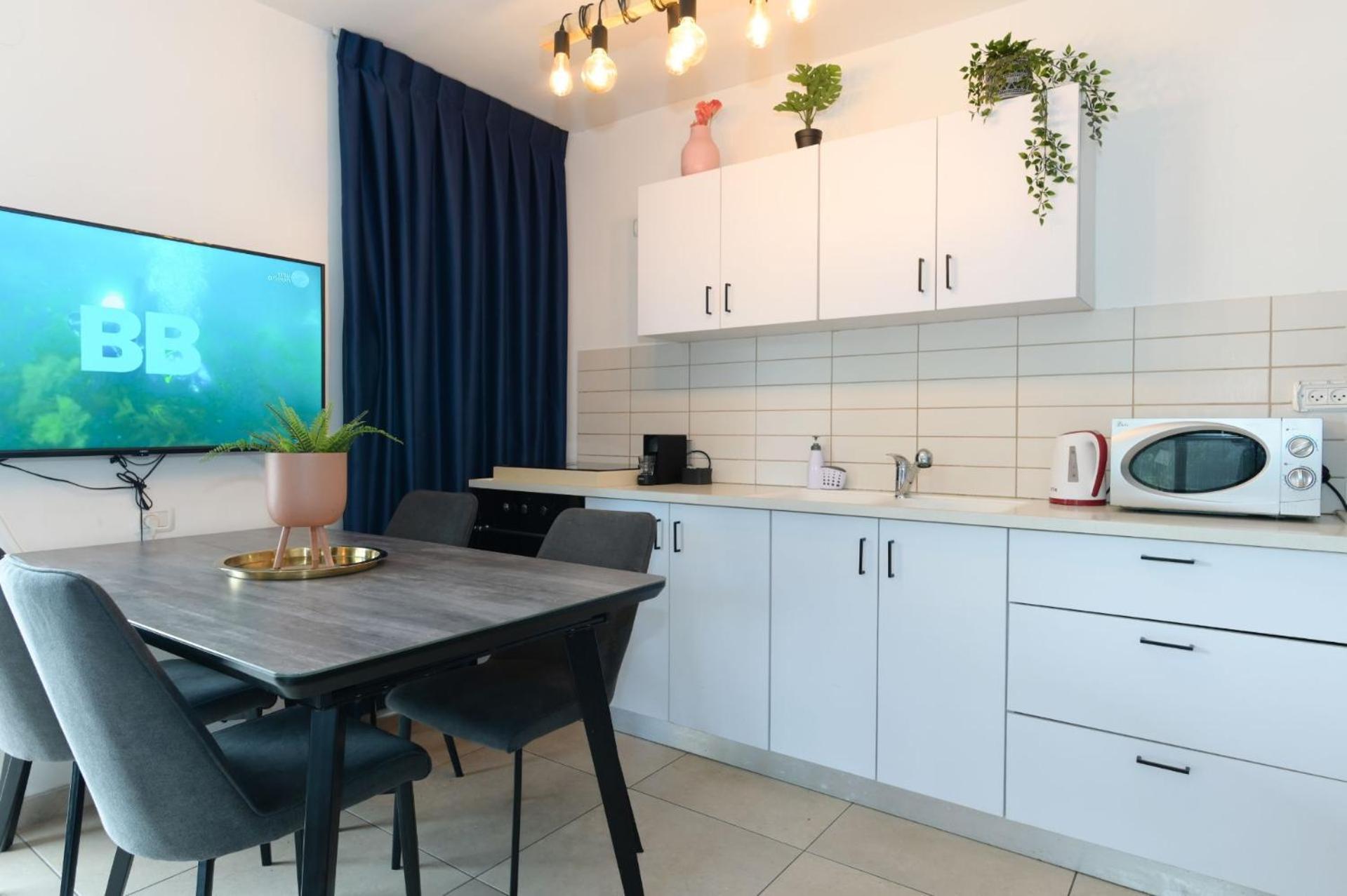 Yalarent Migdalor Boutique Apartments With Sea Views 티베리아 외부 사진